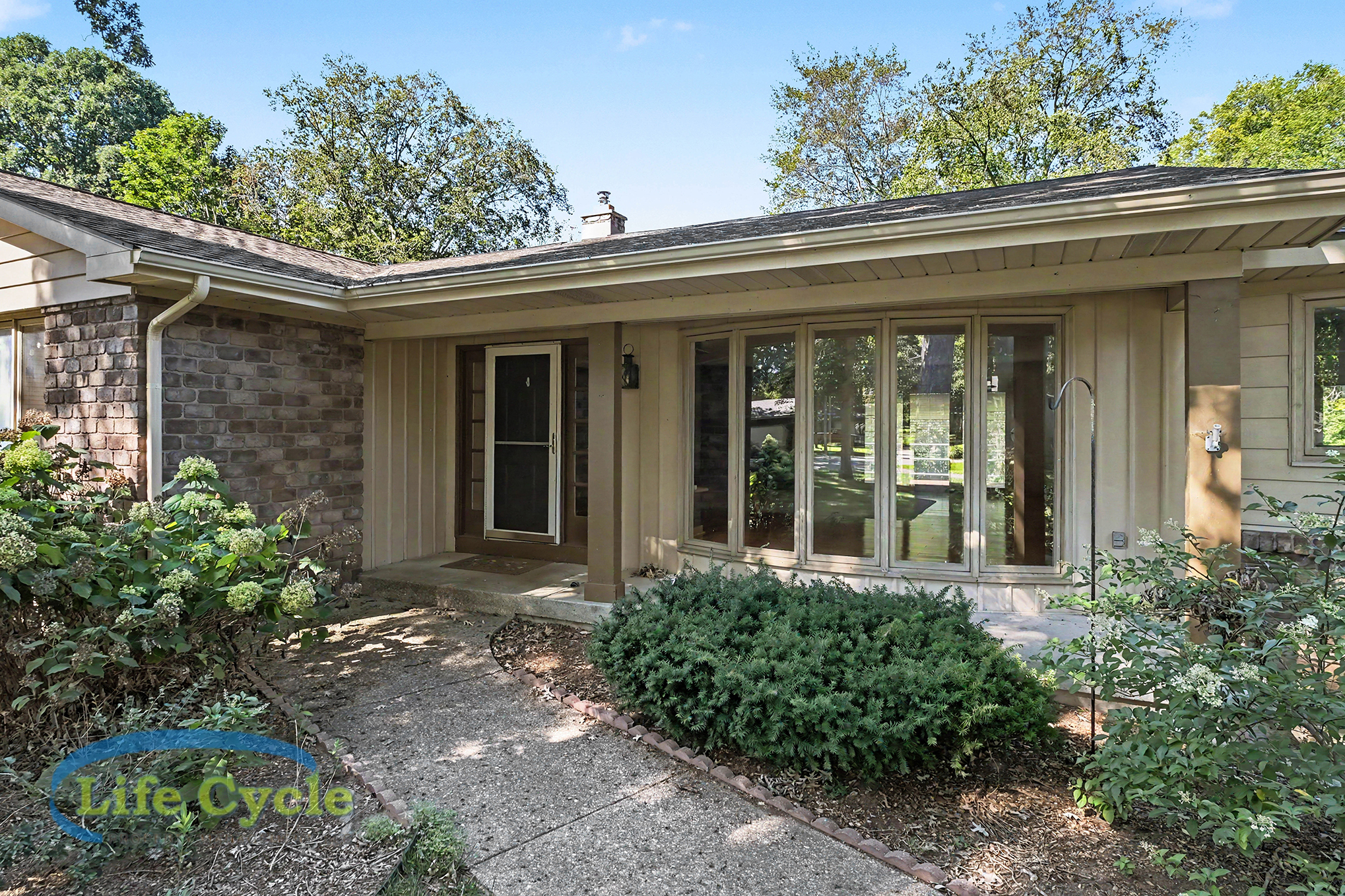 Property thumbnail image