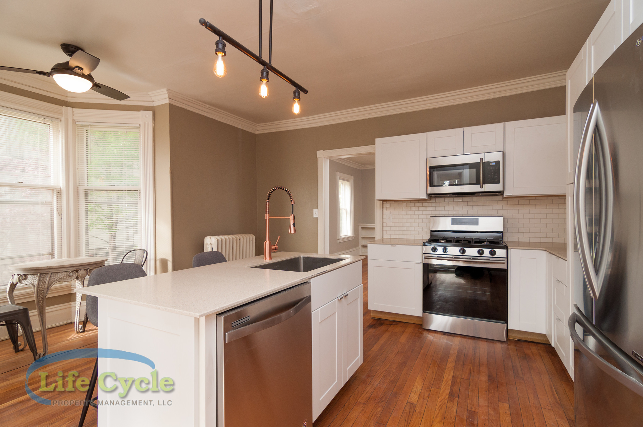 Property thumbnail image