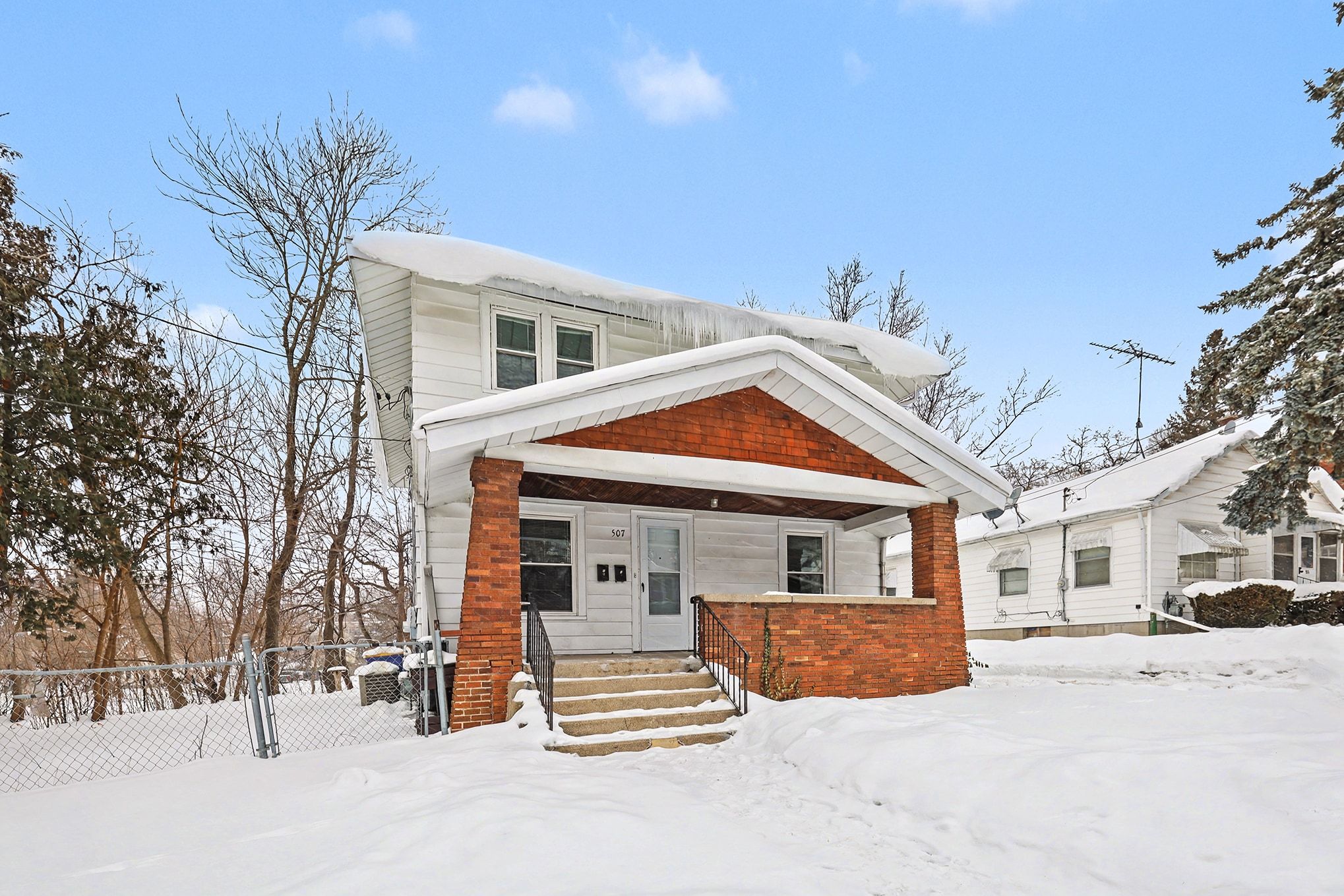 Property thumbnail image