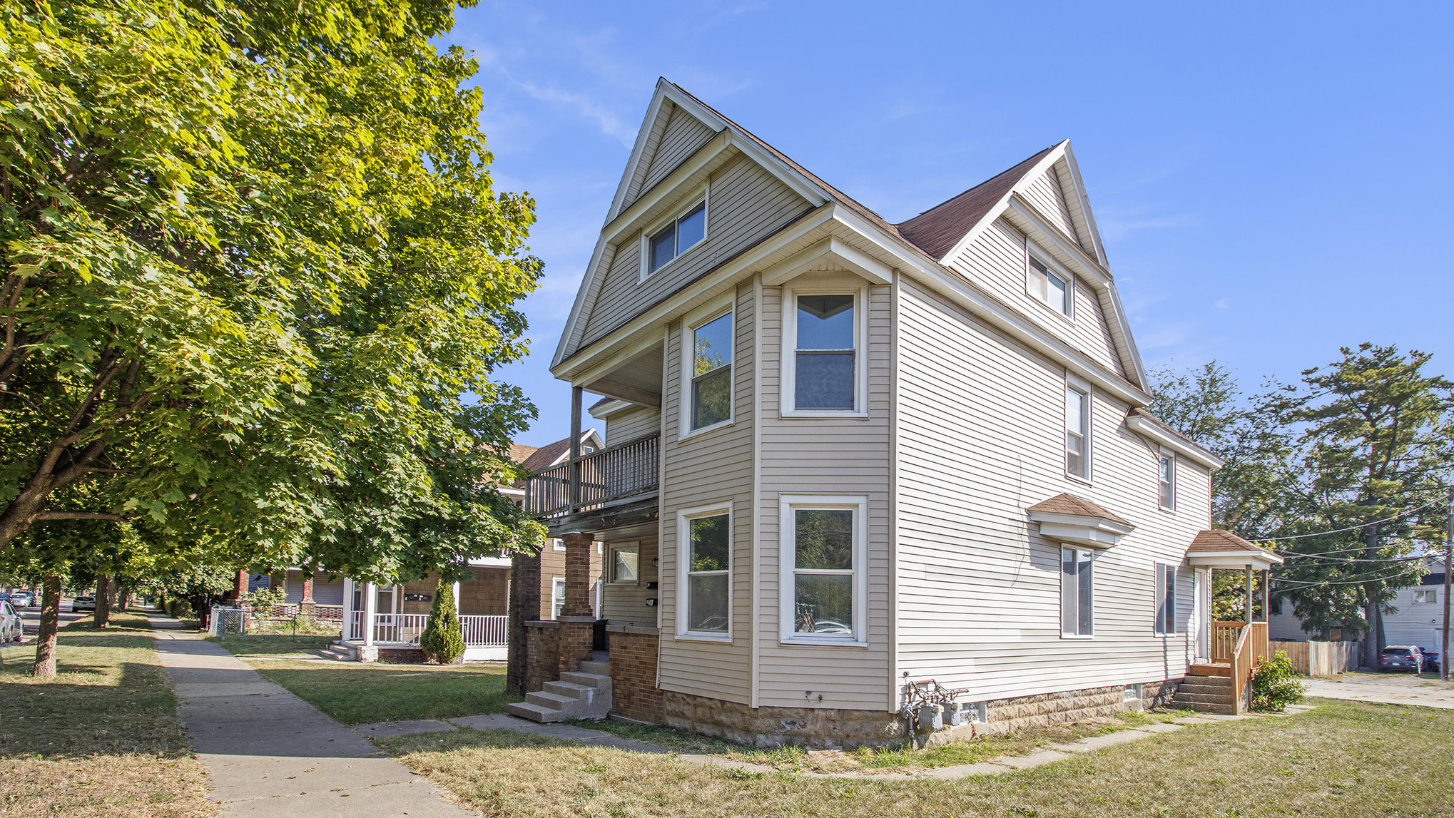 Property thumbnail image